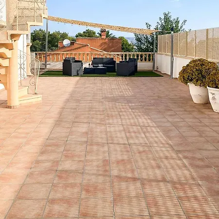 Nispero Villa *